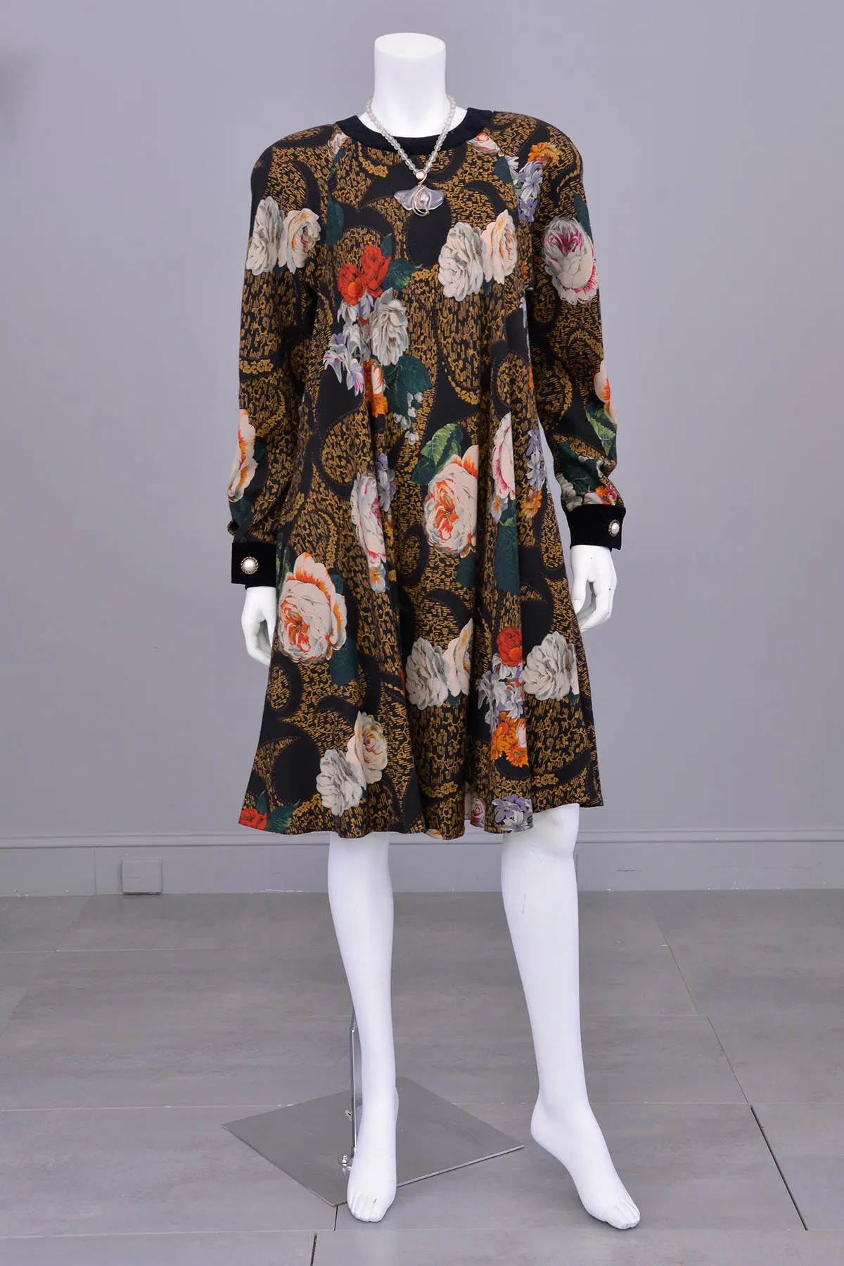 1980s Painterly Rose Print Trapeze Dress by Donna Morgan for Leslie Fay