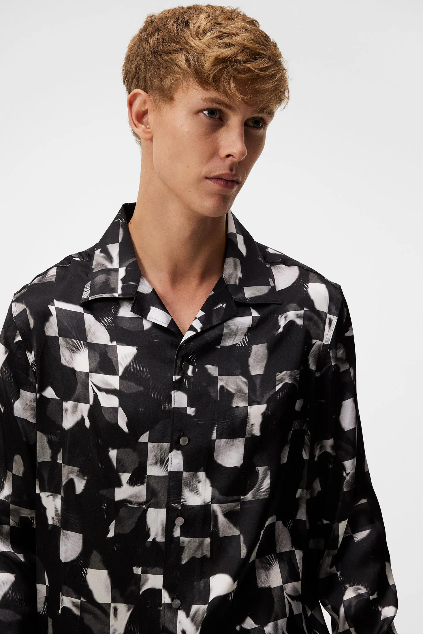 PJ Silk Winter Iris Shirt / Winter Iris Black